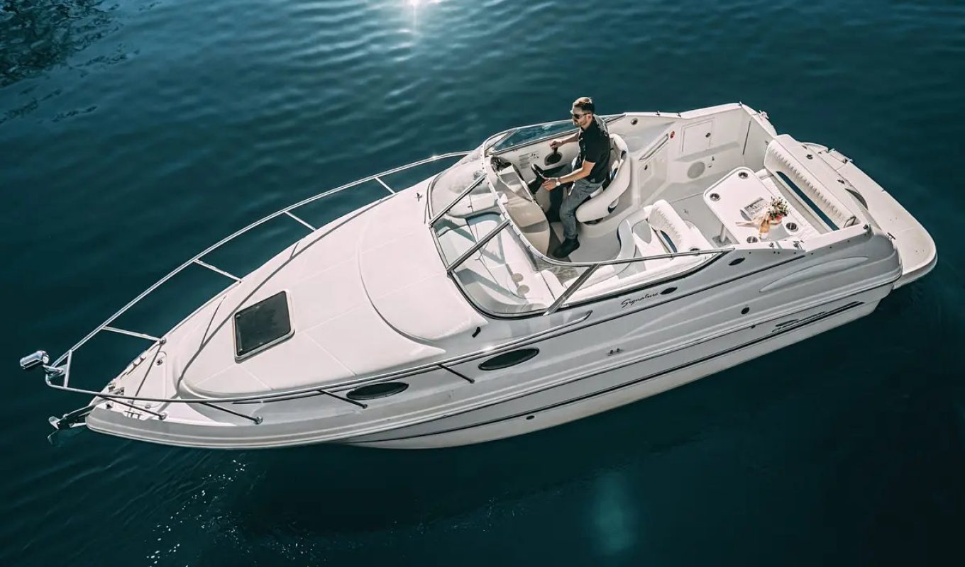 kater-admiral-chaparral-270-signature-top